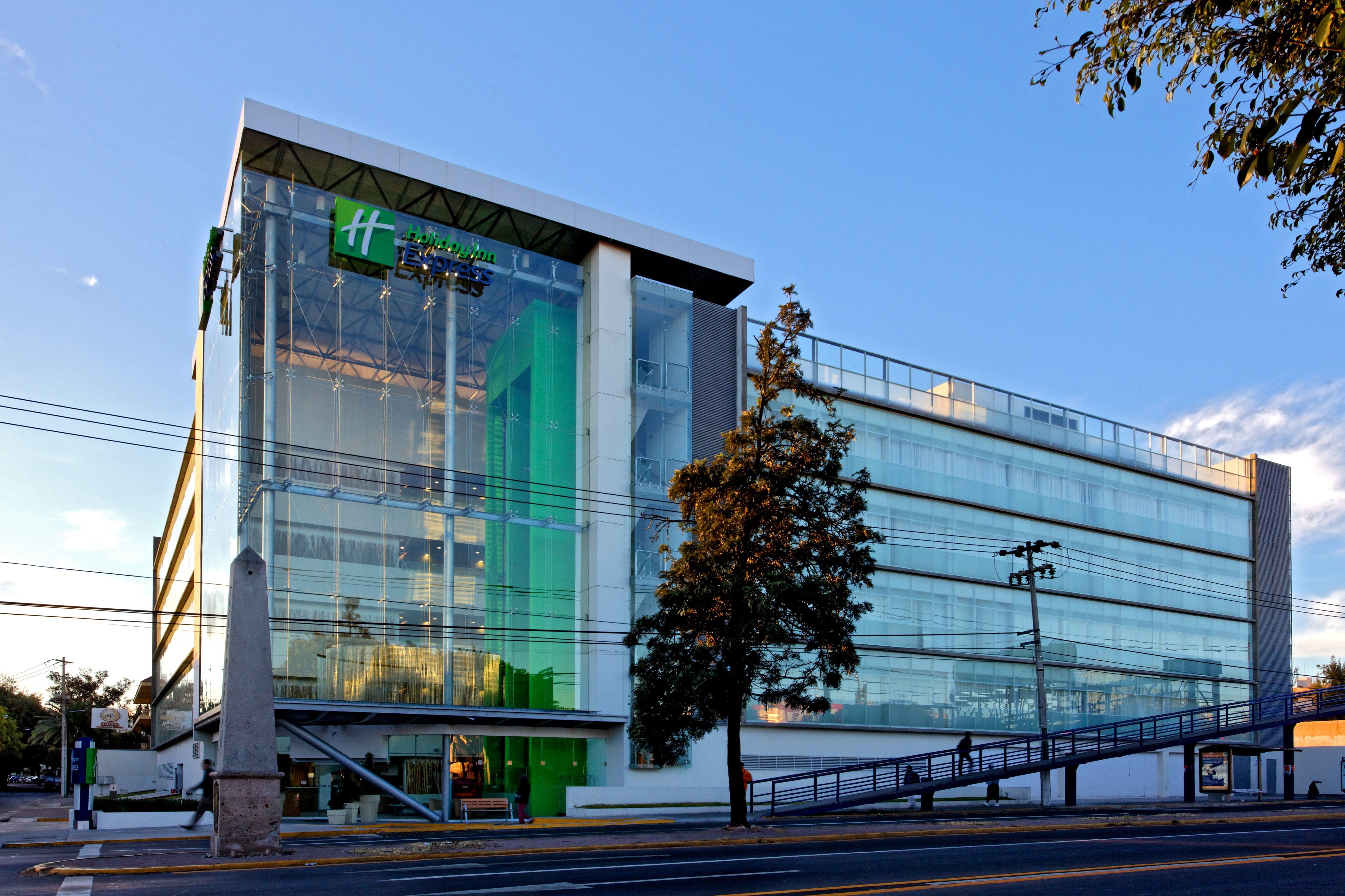Holiday Inn Express Guadalajara Expo By Ihg Сапопан Экстерьер фото
