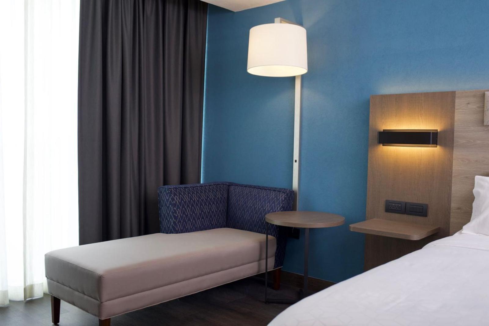 Holiday Inn Express Guadalajara Expo By Ihg Сапопан Экстерьер фото